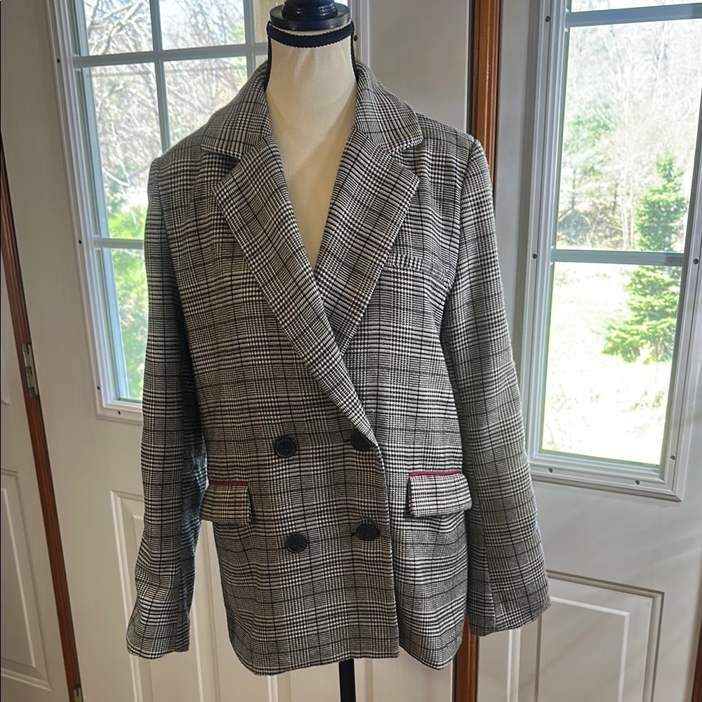 Chriselle Lim Black and White Plaid Houndstooth Blazer